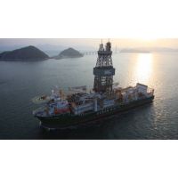 &Alpha;&upsilon;&tau;ό&nu;&omicron;&mu;&omicron; &phi;&omega;&tau;&omicron;&beta;&omicron;&lambda;&tau;&alpha;ϊ&kappa;ό &sigma;ύ&sigma;&tau;&eta;&mu;&alpha; 4 kWp &sigma;&epsilon; &pi;&lambda;&omicron;ί&omicron; &epsilon;&xi;ό&rho;&upsilon;&xi;&eta;&sigmaf; &pi;&epsilon;&tau;&rho;&epsilon;&lambda;&alpha;ί&omicron;&upsilon;.