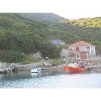 &Nu;ή&sigma;&omicron;&sigmaf; &Pi;&epsilon;&rho;&iota;&sigma;&tau;έ&rho;&alpha;, &Sigma;&pi;&omicron;&rho;ά&delta;&epsilon;&sigmaf;